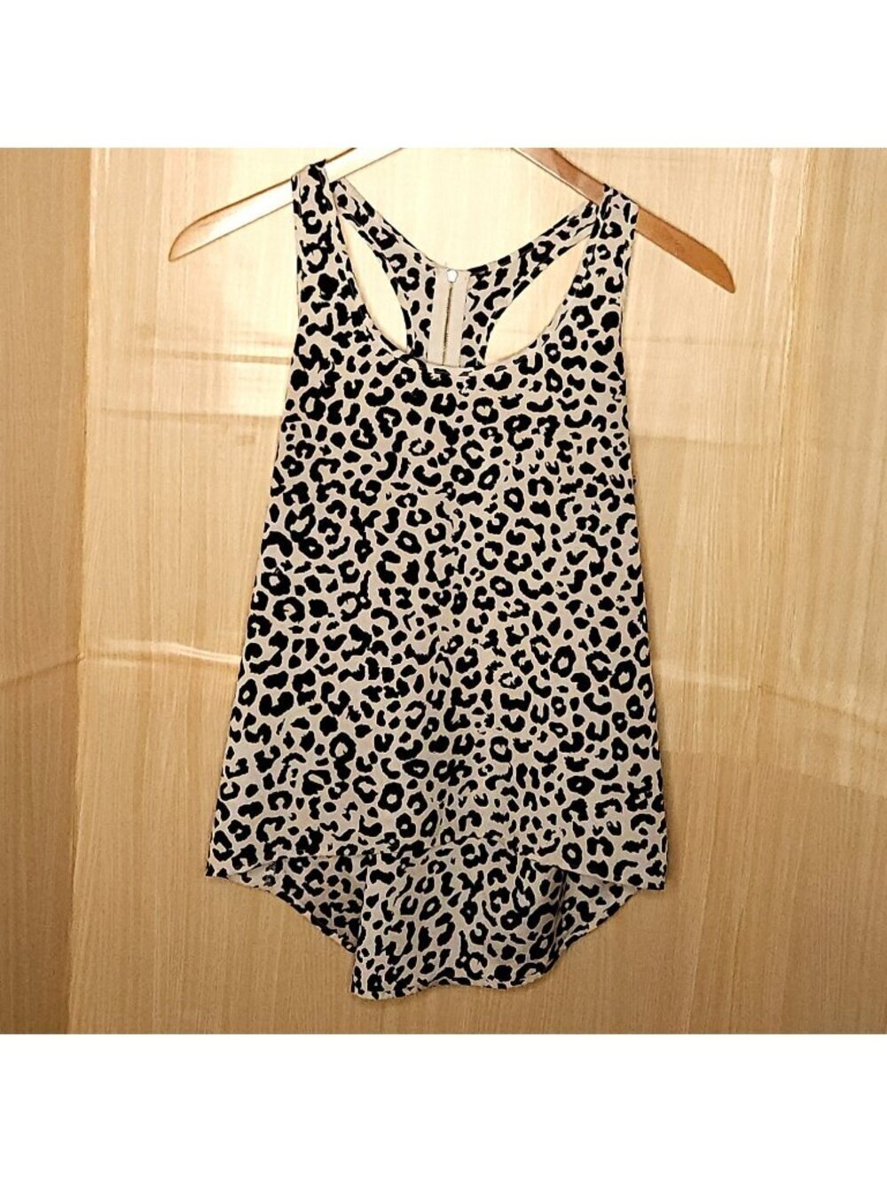 Ambiance Apparel Womens Sleeveless Black White Grey Silky Sleeveless Top Medium